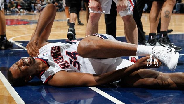 Basketbalista Jason Collins v dresu Atlanty Basketbalista Jason Collins v dresu Atlanty