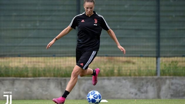 Útočnice Juventusu Turín Andrea Stašková. Útočnice Juventusu Turín Andrea Stašková.