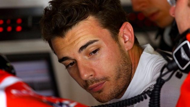 Jules Bianchi na archivním snímku v předvečer Velké ceny Japonska. Jules Bianchi na archivním snímku v předvečer Velké ceny Japonska.