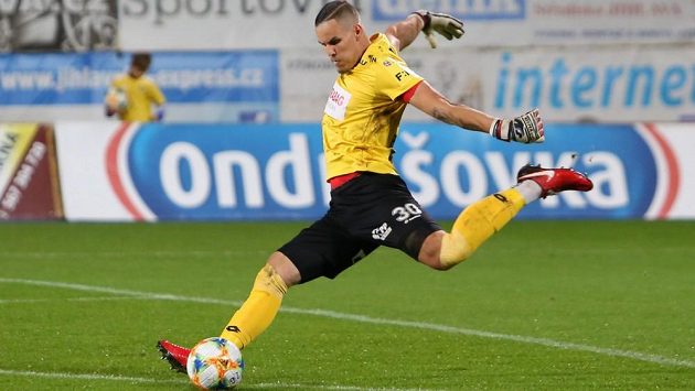 Pardubický brankář Nicolas Šmíd. Pardubický brankář Nicolas Šmíd.