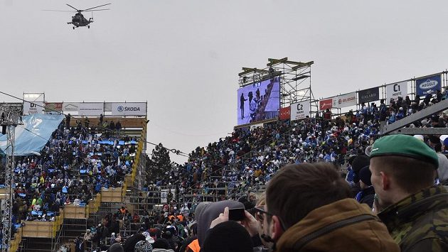 Stadión za Lužánkami během utkání brněnské Komety s Plzní. Stadión za Lužánkami během utkání brněnské Komety s Plzní.