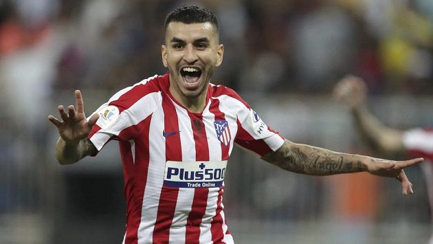 Ángel Correa z Atlétika Madrid se raduje poté, co vstřelil vítězný gól do sítě Barcelony v semifinále španělského Superpoháru. Ángel Correa z Atlétika Madrid se raduje poté, co vstřelil vítězný gól do sítě Barcelony v semifinále španělského Superpoháru.