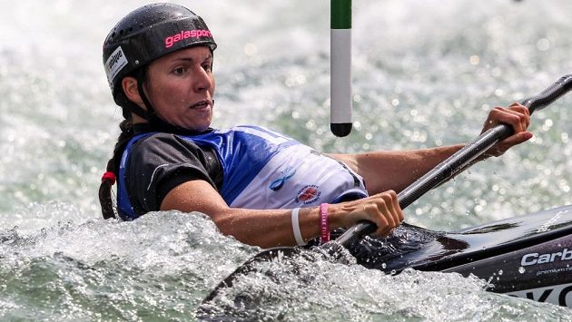 Karolína Galušková při Světovém poháru v Augsburgu. Karolína Galušková při Světovém poháru v Augsburgu.