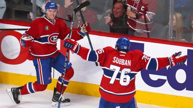 Jiří Sekáč se raduje z gólu proti Los Angeles. Spolu s ním slaví jeho spoluhráč P. K. Subban Jiří Sekáč se raduje z gólu proti Los Angeles. Spolu s ním slaví jeho spoluhráč P. K. Subban