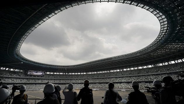 Dobudovávaný Olympijský stadion v Tokiu. Dobudovávaný Olympijský stadion v Tokiu.