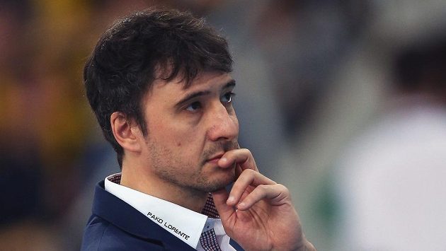 Trenér české volejbalové reprezentace Miguel Ángel Falasca. Trenér české volejbalové reprezentace Miguel Ángel Falasca.