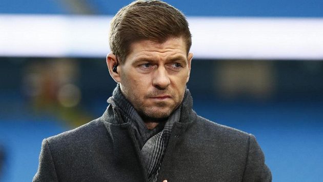 Liverpoolská legenda Steven Gerrard zápasy Reds prožívá, i když už sám nehraje Liverpoolská legenda Steven Gerrard zápasy Reds prožívá, i když už sám nehraje