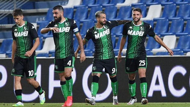 Radost fotbalistů Sassuola. Radost fotbalistů Sassuola.
