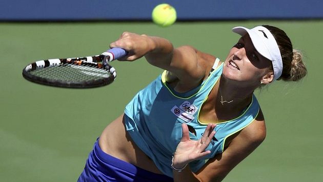 Karolína Plíšková zatím na US Open neztratila ani set. O překvapení se postarala vyřazení někdejší světové jedničky Any Ivanovičové. Karolína Plíšková zatím na US Open neztratila ani set. O překvapení se postarala vyřazení někdejší světové jedničky Any Ivanovičové.