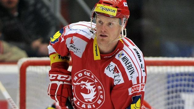 Útočník Třince Martin Adamský. Útočník Třince Martin Adamský.