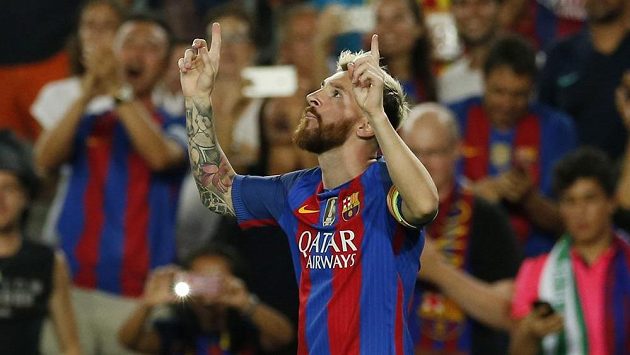 Hvězda Barcelony Lionel Messi oslavuje svoji trefu v utkání proti Celticu. Hvězda Barcelony Lionel Messi oslavuje svoji trefu v utkání proti Celticu.