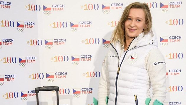 Sáňkařka Tereza Nosková během fasování olympijské kolekce pro ZOH 2018. Sáňkařka Tereza Nosková během fasování olympijské kolekce pro ZOH 2018.