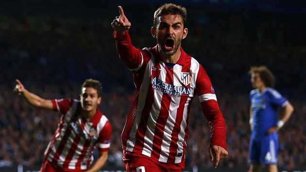Útočník Atlétika Madrid Adrián López slaví gól proti Chelsea v odvetném semifinálovém duelu Ligy mistrů. Útočník Atlétika Madrid Adrián López slaví gól proti Chelsea v odvetném semifinálovém duelu Ligy mistrů.