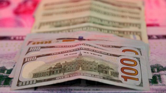 Grondona měl dostat úplatek 15 miliónů dolarů za zajištění vysílacích a marketingových práv. Grondona měl dostat úplatek 15 miliónů dolarů za zajištění vysílacích a marketingových práv.