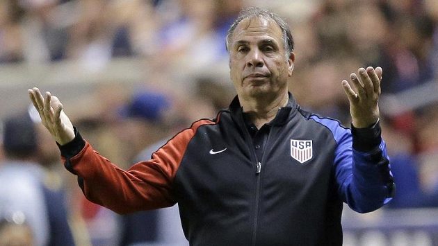 Bruce Arena na lavičce USA skončil. Bruce Arena na lavičce USA skončil.
