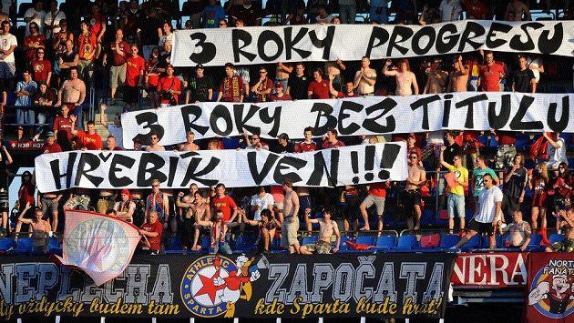 Fanoušci Sparty Praha při utkání 2. kola Gambrinus ligy proti Jablonci. Fanoušci Sparty Praha při utkání 2. kola Gambrinus ligy proti Jablonci.