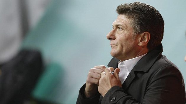 Italský trenér Walter Mazzarri povede od nové sezóny fotbalisty Watfordu. Italský trenér Walter Mazzarri povede od nové sezóny fotbalisty Watfordu.