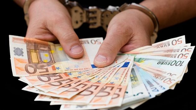 Ve 14 případech se sázelo za více než 500 eur. Ve 14 případech se sázelo za více než 500 eur.
