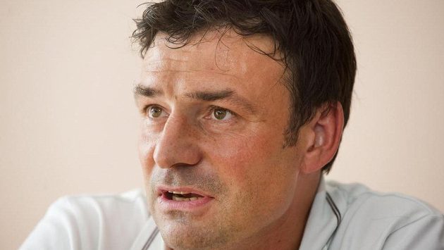 Liberecký trenér Samuel Slovák na tiskové konferenci v Košicích před čtvrtečním úvodním zápasem druhého předkola Evropské ligy. Liberecký trenér Samuel Slovák na tiskové konferenci v Košicích před čtvrtečním úvodním zápasem druhého předkola Evropské ligy.