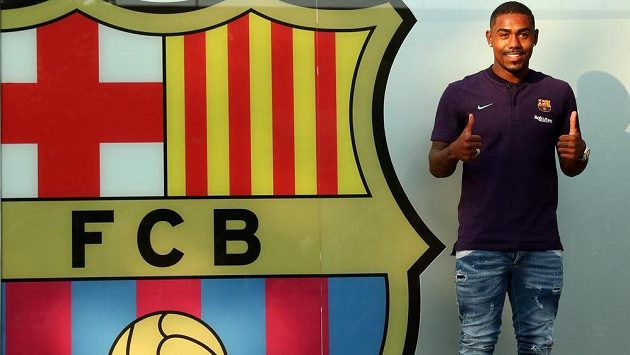Fotbalová Barcelona získala do svých služeb brazilského záložníka Malcoma. Fotbalová Barcelona získala do svých služeb brazilského záložníka Malcoma.