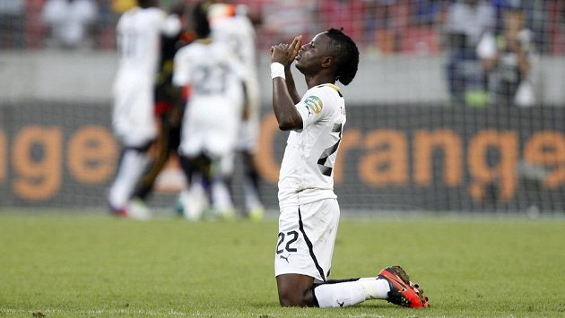 Ghaňan Mubarak Wakaso se raduje z postupu do semifinále mistrovství Afriky. Ghaňan Mubarak Wakaso se raduje z postupu do semifinále mistrovství Afriky.