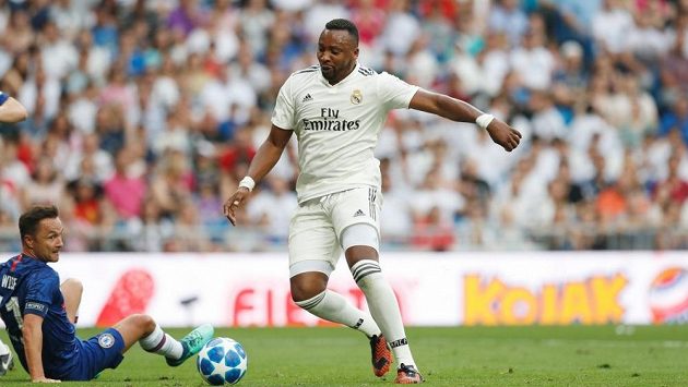 Kolumbijský útočník Edwin Congo se v dresu Realu Madrid naposledy představil v roce 2019 během charitativního utkání bývalých hvězd španělského fotbalu. Kolumbijský útočník Edwin Congo se v dresu Realu Madrid naposledy představil v roce 2019 během charitativního utkání bývalých hvězd španělského fotbalu.
