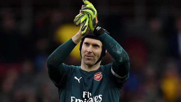 200 nul. Brankář Petr Čech na tento počet potřeboval v Premier League 432 zápasů. 200 nul. Brankář Petr Čech na tento počet potřeboval v Premier League 432 zápasů.