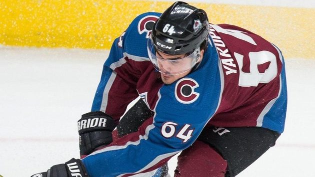 Jednička draftu NHL z roku 2012 Nail Jakupov opouští zámoří a nově bude hrát za Petrohrad. Jednička draftu NHL z roku 2012 Nail Jakupov opouští zámoří a nově bude hrát za Petrohrad.
