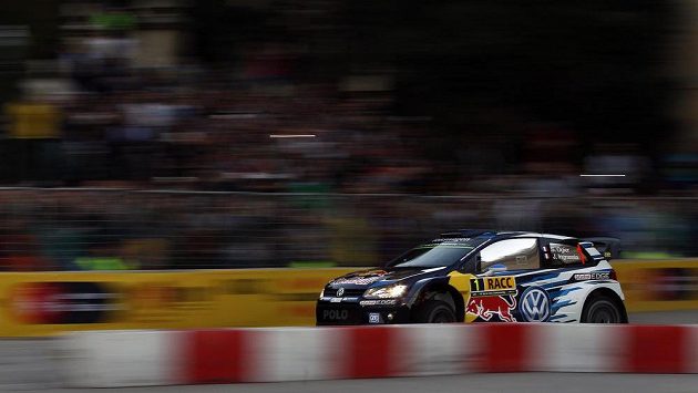 Katalánskou rallye vede po první etapě mistr světa Sébastien Ogier. Katalánskou rallye vede po první etapě mistr světa Sébastien Ogier.