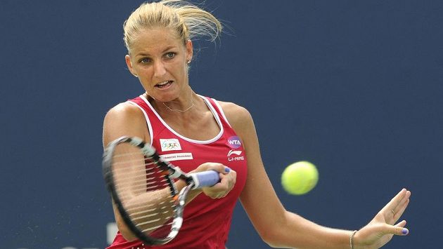 Karolína Plíšková ve čtvrtfinále turnaje v New Havenu. Karolína Plíšková ve čtvrtfinále turnaje v New Havenu.