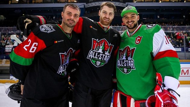 Utkání hvězd KHL se zúčastnili i čtyři Češi – Michal Řepík (vlevo), Jakub Nakládal (uprostřed), Jakub Kovář (vpravo) a Jan Kolář (není na snímku). Utkání hvězd KHL se zúčastnili i čtyři Češi – Michal Řepík (vlevo), Jakub Nakládal (uprostřed), Jakub Kovář (vpravo) a Jan Kolář (není na snímku).