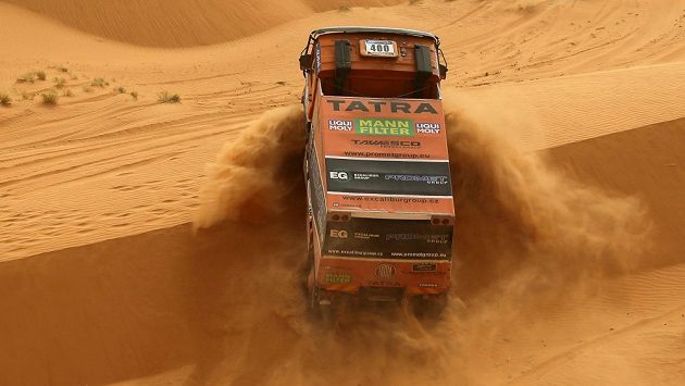 Tomáš Tomeček s Tatrou na trati Afrika Eco Race 2015. Tomáš Tomeček s Tatrou na trati Afrika Eco Race 2015.