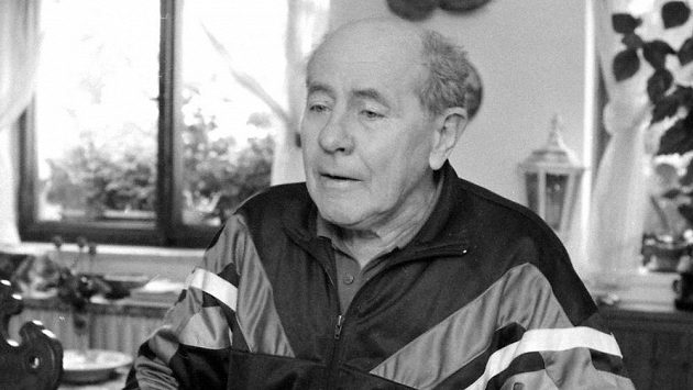 Legendární český běžec Emil Zátopek. Legendární český běžec Emil Zátopek.