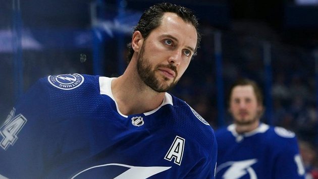 Útočník Ryan Callahan v dresu Tampy Bay. Útočník Ryan Callahan v dresu Tampy Bay.
