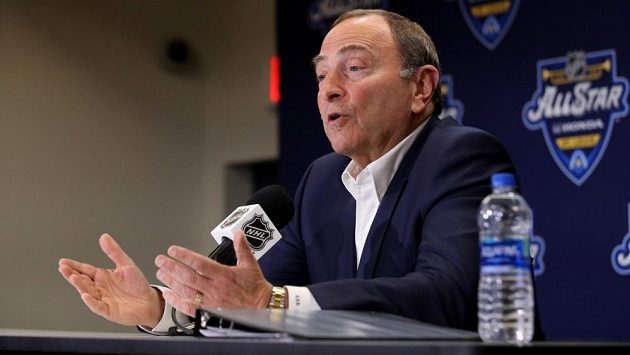 Komisionář NHL Gary Bettman. Komisionář NHL Gary Bettman.