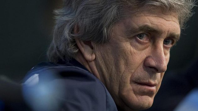 Trenér Manchesteru City Manuel Pellegrini. Trenér Manchesteru City Manuel Pellegrini.