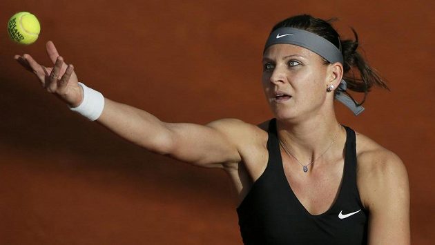 Česká tenistka Lucie Šafářová na letošním French Open v Paříži. Česká tenistka Lucie Šafářová na letošním French Open v Paříži.