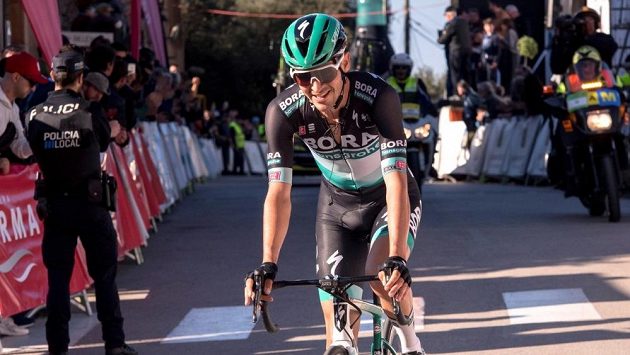 Jezdec stáje Bora-Hansgrohe Emanuel Buchmann po triumfu na Mallorce. Jezdec stáje Bora-Hansgrohe Emanuel Buchmann po triumfu na Mallorce.