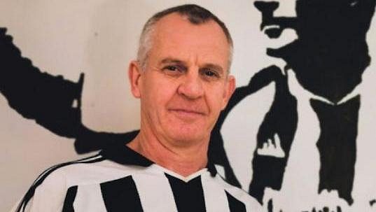 Švéd Rolf Corneliusson fandí Newcastlu United od dětství. Švéd Rolf Corneliusson fandí Newcastlu United od dětství.