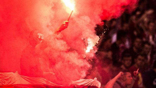 Fotbaloví fanoušci v Bulharsku - ilustrační foto Fotbaloví fanoušci v Bulharsku - ilustrační foto