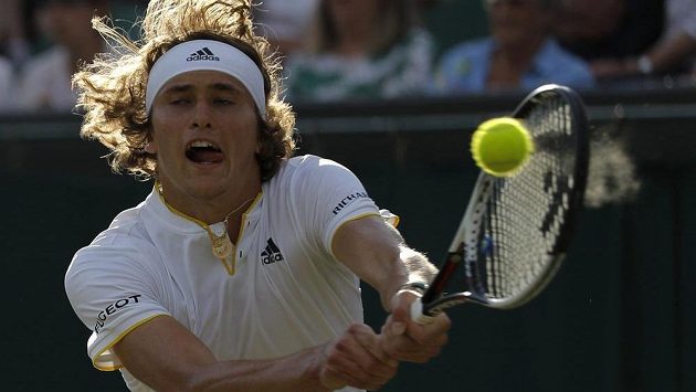 Alexander Zverev během Wimbledonu. Alexander Zverev během Wimbledonu.