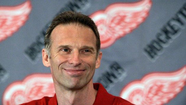 Olympijský šampión z Nagana a dvojnásobný vítěz Stanleyova poháru brankář Dominik Hašek (na snímku z 9. června 2008) bude v listopadu 2014 jako první český hokejista uveden do Síně slávy NHL v kanadském Torontu. Olympijský šampión z Nagana a dvojnásobný vítěz Stanleyova poháru brankář Dominik Hašek (na snímku z 9. června 2008) bude v listopadu 2014 jako první český hokejista uveden do Síně slávy NHL v kanadském Torontu.