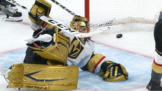 Brankář Vegas Golden Knights Marc-Andre Fleury ve třetím zápase semifinále play off NHL proti Montrealu Canadiens Brankář Vegas Golden Knights Marc-Andre Fleury ve třetím zápase semifinále play off NHL proti Montrealu Canadiens