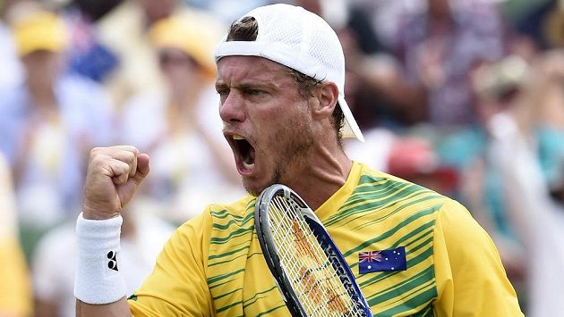 Australský tenista Lleyton Hewitt se vrátil na kurty v 1. kole DC proti Spojeným státům americkým. Australský tenista Lleyton Hewitt se vrátil na kurty v 1. kole DC proti Spojeným státům americkým.