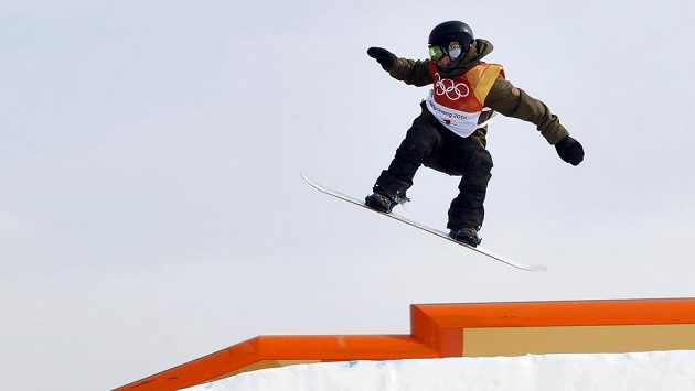 Český snowboardista Petr Horák v olympijském závodě. Český snowboardista Petr Horák v olympijském závodě.