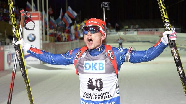 Český biatlonista Ondřej Moravec slaví na MS v Kontiolahti bronzovou medaili z vytrvalostního závodu na 20 km. Český biatlonista Ondřej Moravec slaví na MS v Kontiolahti bronzovou medaili z vytrvalostního závodu na 20 km.