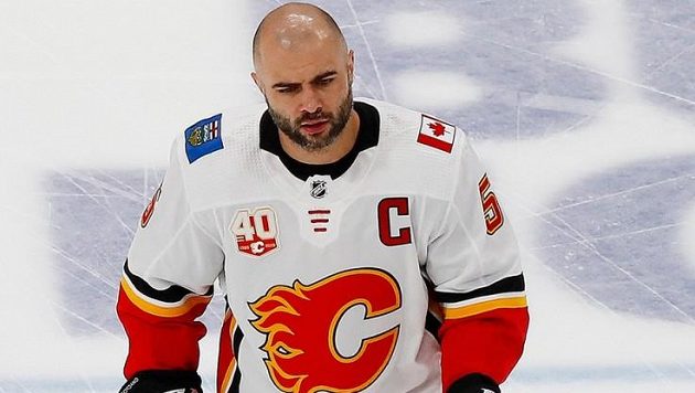 Mark Giordano z Calgary získal Mark Messier NHL Leadership Award Mark Giordano z Calgary získal Mark Messier NHL Leadership Award