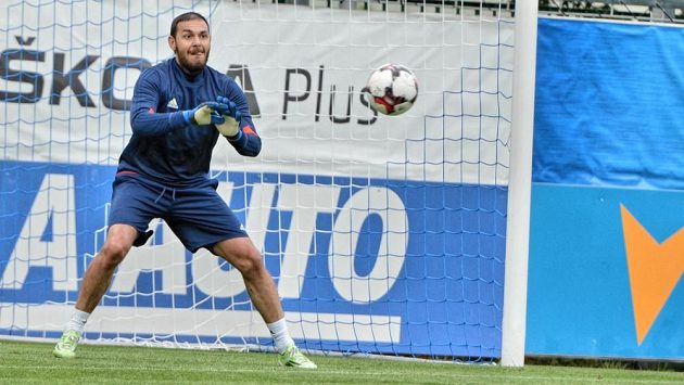 Fotbalisty Mladé Boleslavi posílil ázerbájdžánský reprezentační brankář Kamran Agajev. Fotbalisty Mladé Boleslavi posílil ázerbájdžánský reprezentační brankář Kamran Agajev.