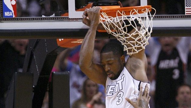 Miami pomohl nejlepším střeleckým výkonem v tomto ročníku Dwyane Wade. Miami pomohl nejlepším střeleckým výkonem v tomto ročníku Dwyane Wade.
