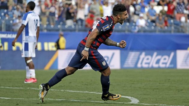 Americký útočník Dom Dwyer se raduje z gólu, který vstřelil Panamě. Americký útočník Dom Dwyer se raduje z gólu, který vstřelil Panamě.
